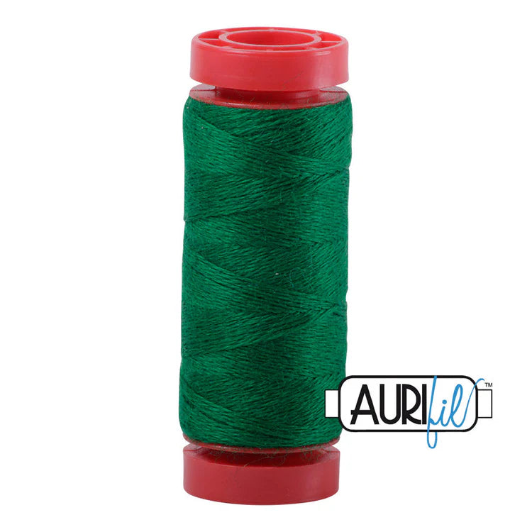 8880 Lawn - wool thread