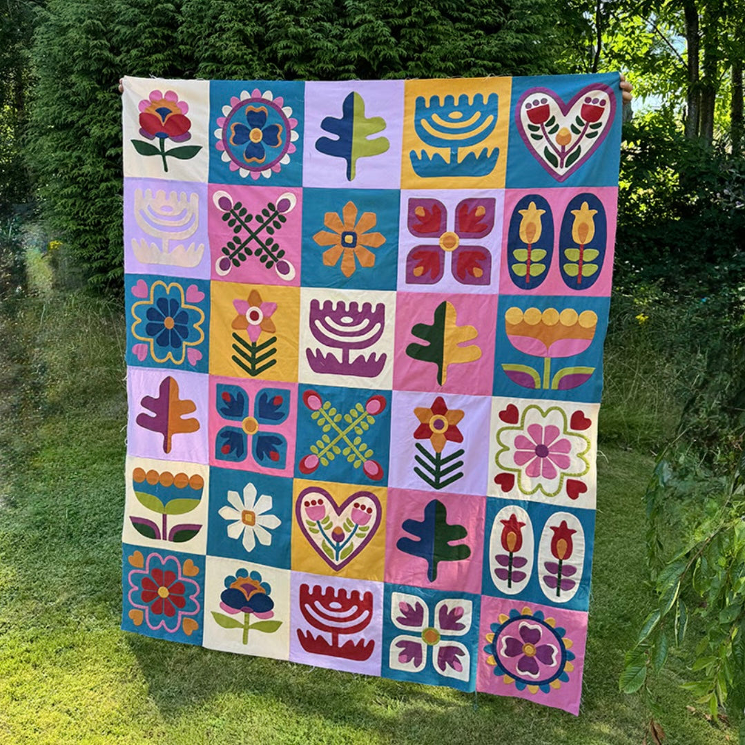 Blomma II Quilt Bundles