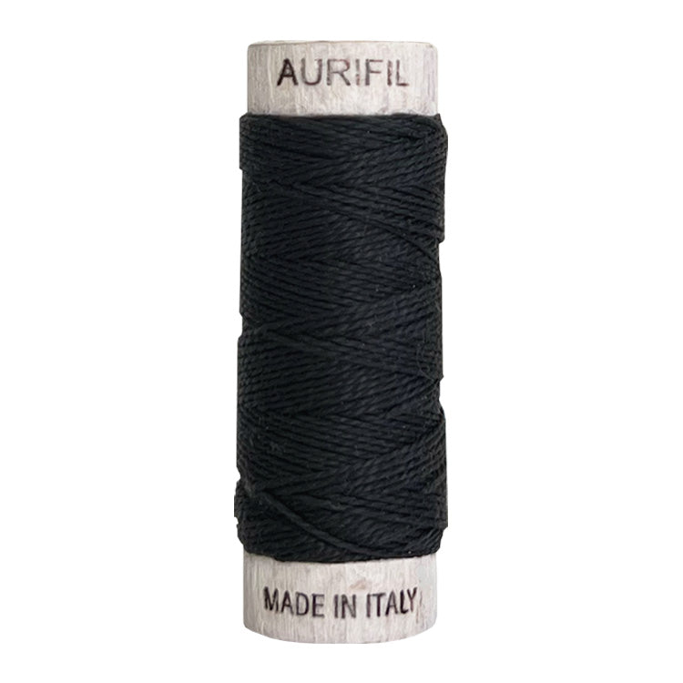 4241 Very Dark Grey - Aurifil 8wt